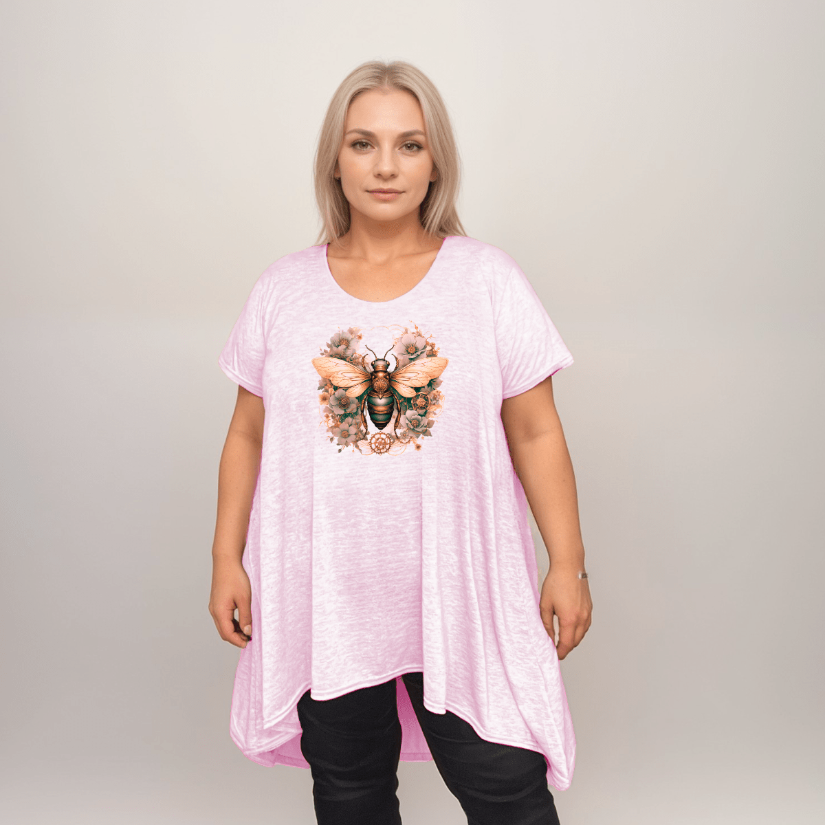 Plus‑Size Bee Print Pastel Short Sleeve Swing Top with Hanky Hem