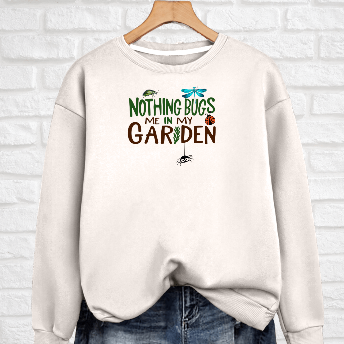“Nothing Bugs Me in My Garden” Sweatshirt - FullFab
